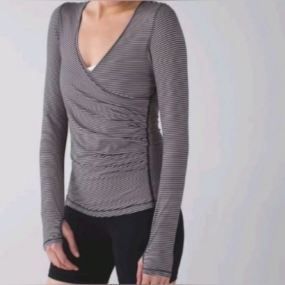 Lululemon Sunset Salutation Long Sleeve Faux Wrap Top Size S/M - Picture 1 of 10